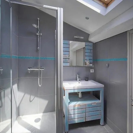 Apartment Frgk - Duplex Suquet Vue Port Et Palais - 2br Cannes